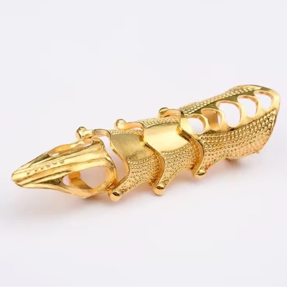 🎃Anthropologie  Gothic Finger Armor Ring Adjustable Halloween Statement Skull OS - Picture 8 of 12
